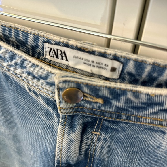 Zara Jeans- size 10 - Picture 2 of 4